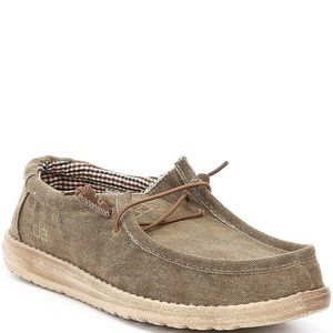 Men’s Wally Canvas Hey Dudes size 13